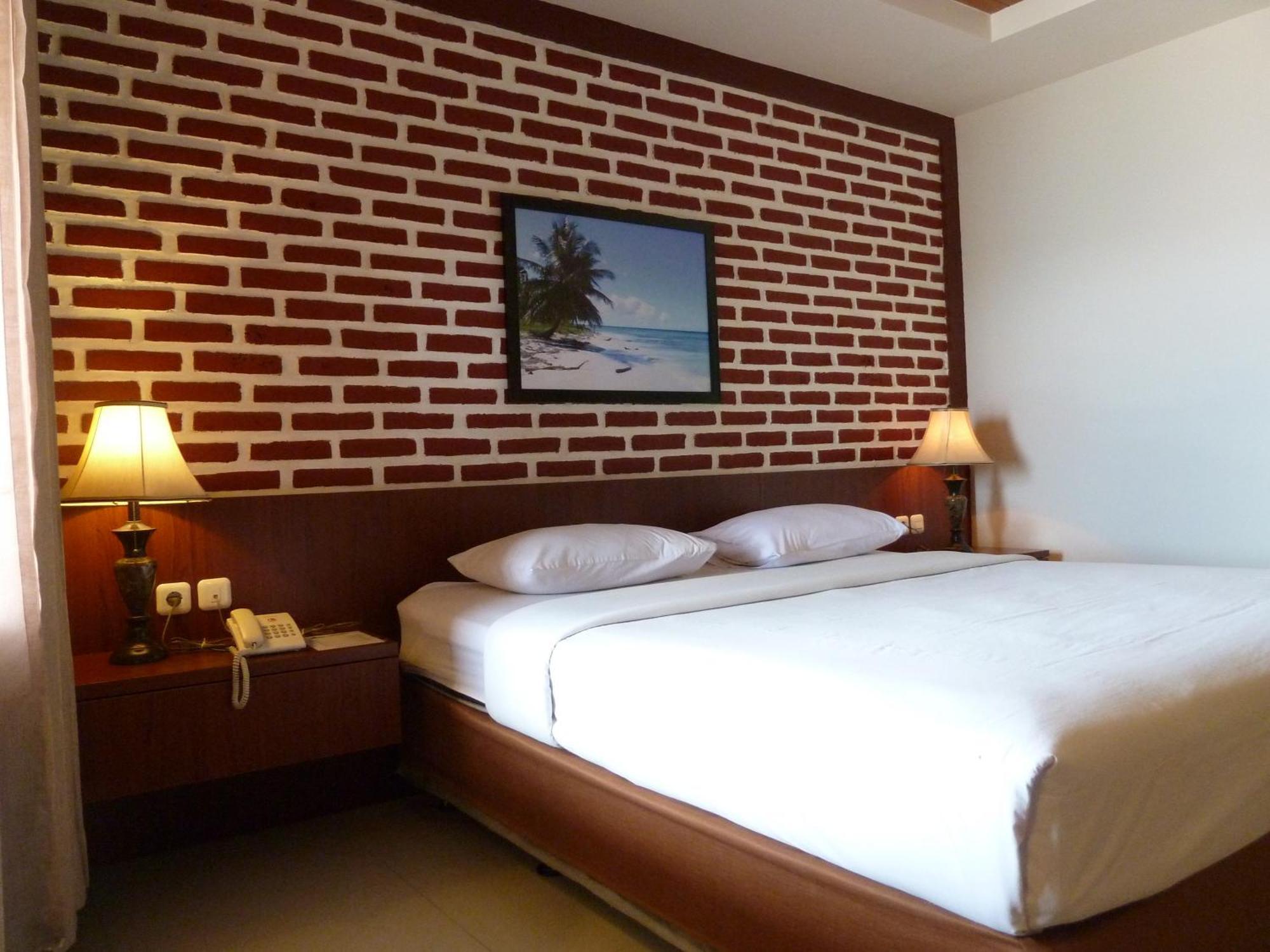 Watu Dodol Hotel & Restaurant Banyuwangi  Rum bild