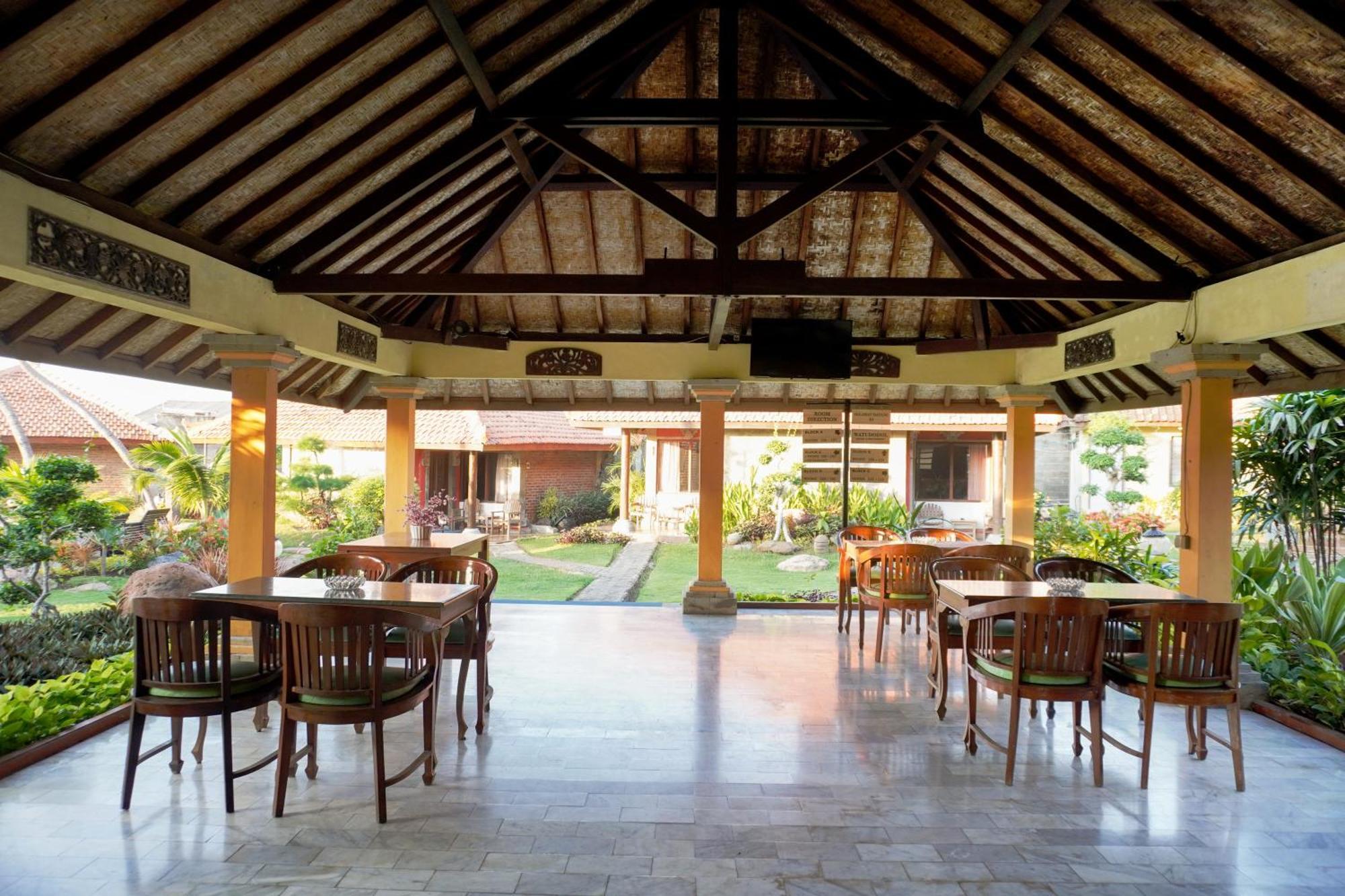 Watu Dodol Hotel & Restaurant Banyuwangi  Exteriör bild